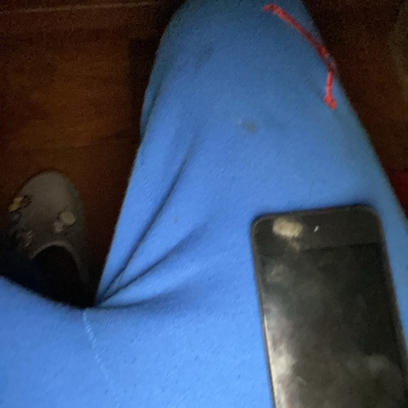 iPod size small - Picture 2 of 2